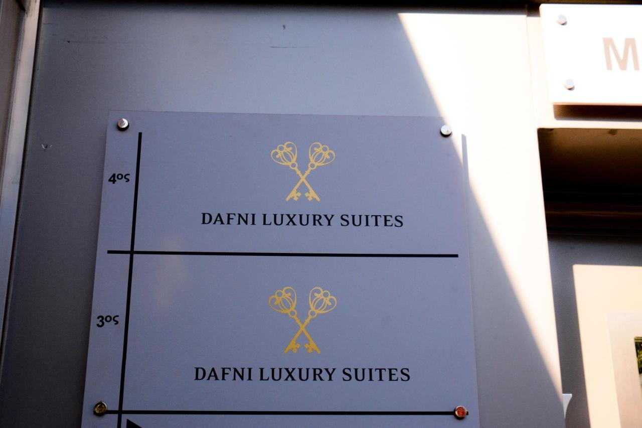 Dafni Luxury Suites Athen Exterior foto